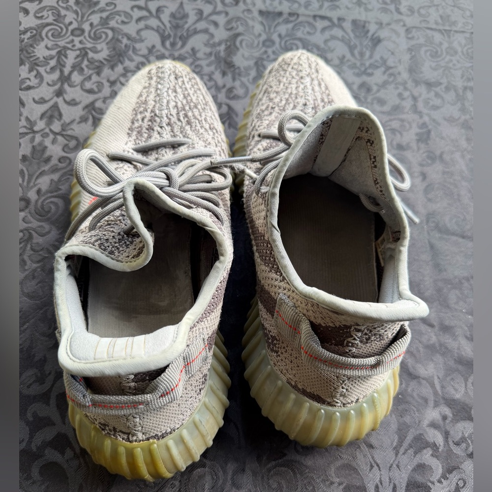 adidas Yeezy Boost 350 V2 "Beluga 2.0
Size 10 - Picture 2 of 6